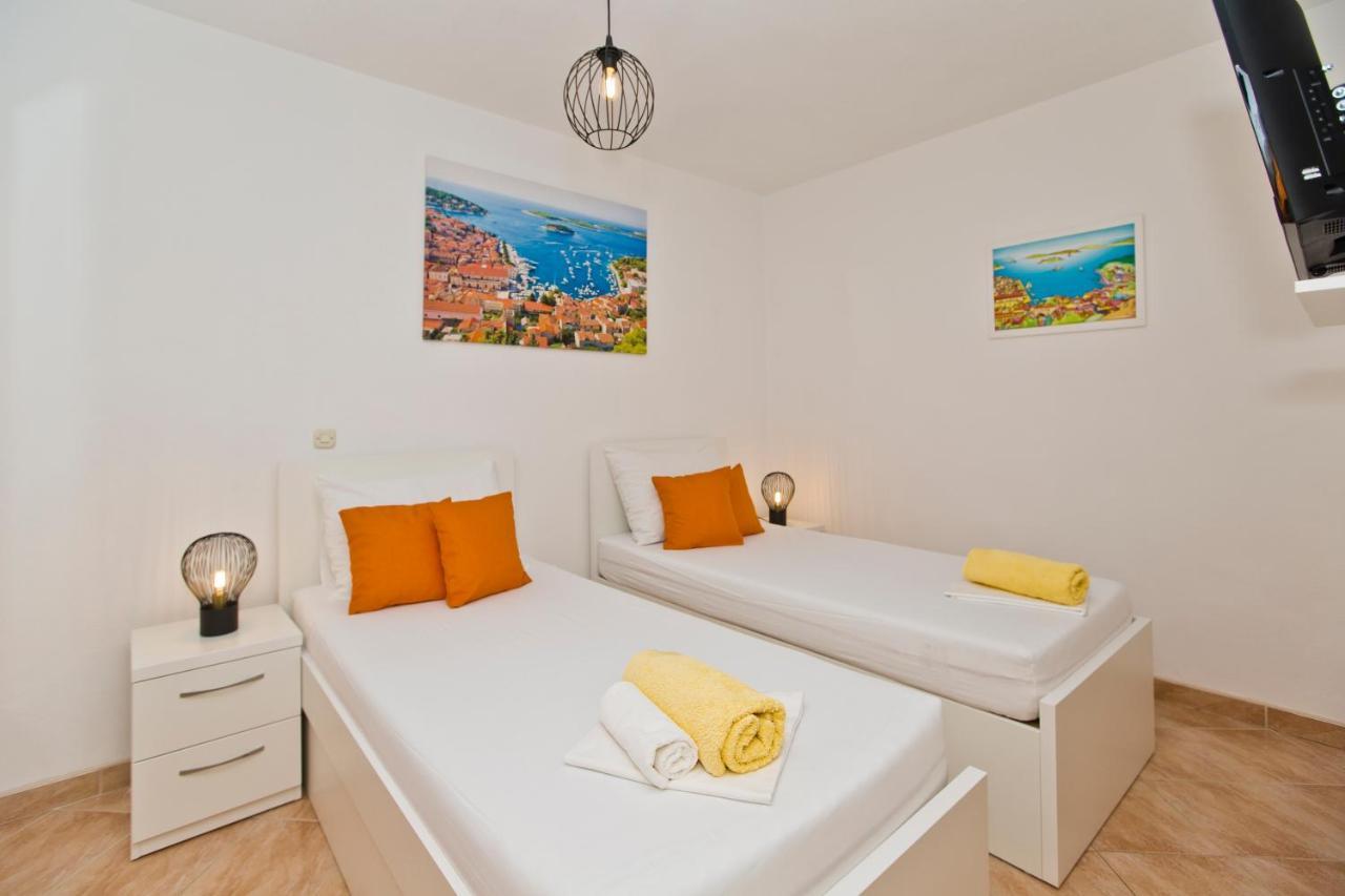 Apartment Zara Hvar Town Exterior foto